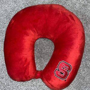 North Carolina state nc state Wolfpack Travel Neck Pillow Airplane Airline Round